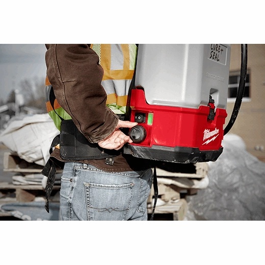 2820-21CS - M18™ SWITCH TANK™ 4-Gallon Backpack Concrete Sprayer