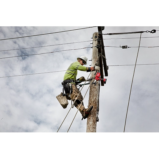 2977 - M18 FORCE LOGIC 6 Ton Pistol Utility Crimper