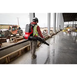 Image of a worker using the Milwaukee MX FUEL™ Backpack Blower