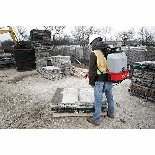2820-21CS - M18™ SWITCH TANK™ 4-Gallon Backpack Concrete Sprayer