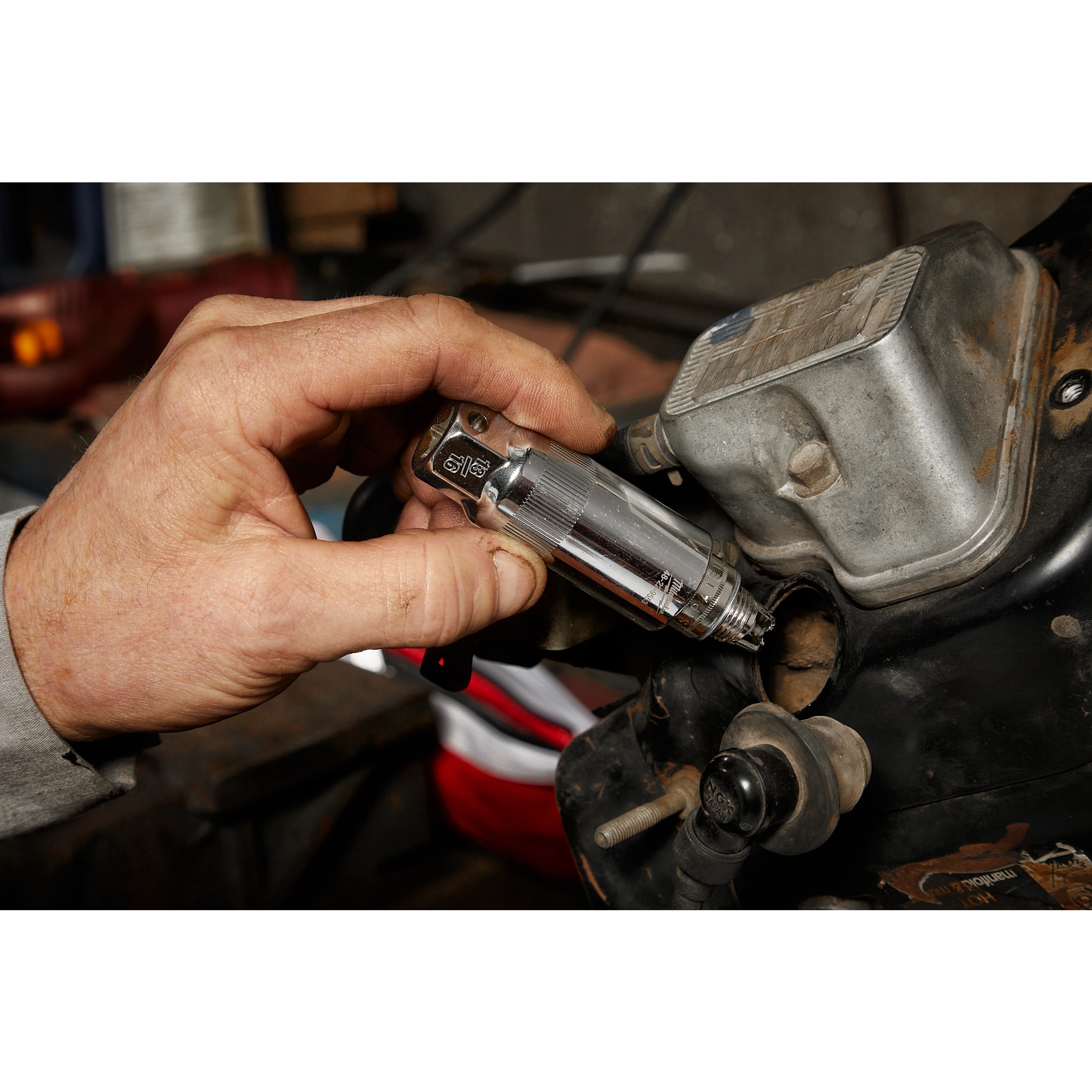 3/8” Drive 13/16” Spark Plug Socket