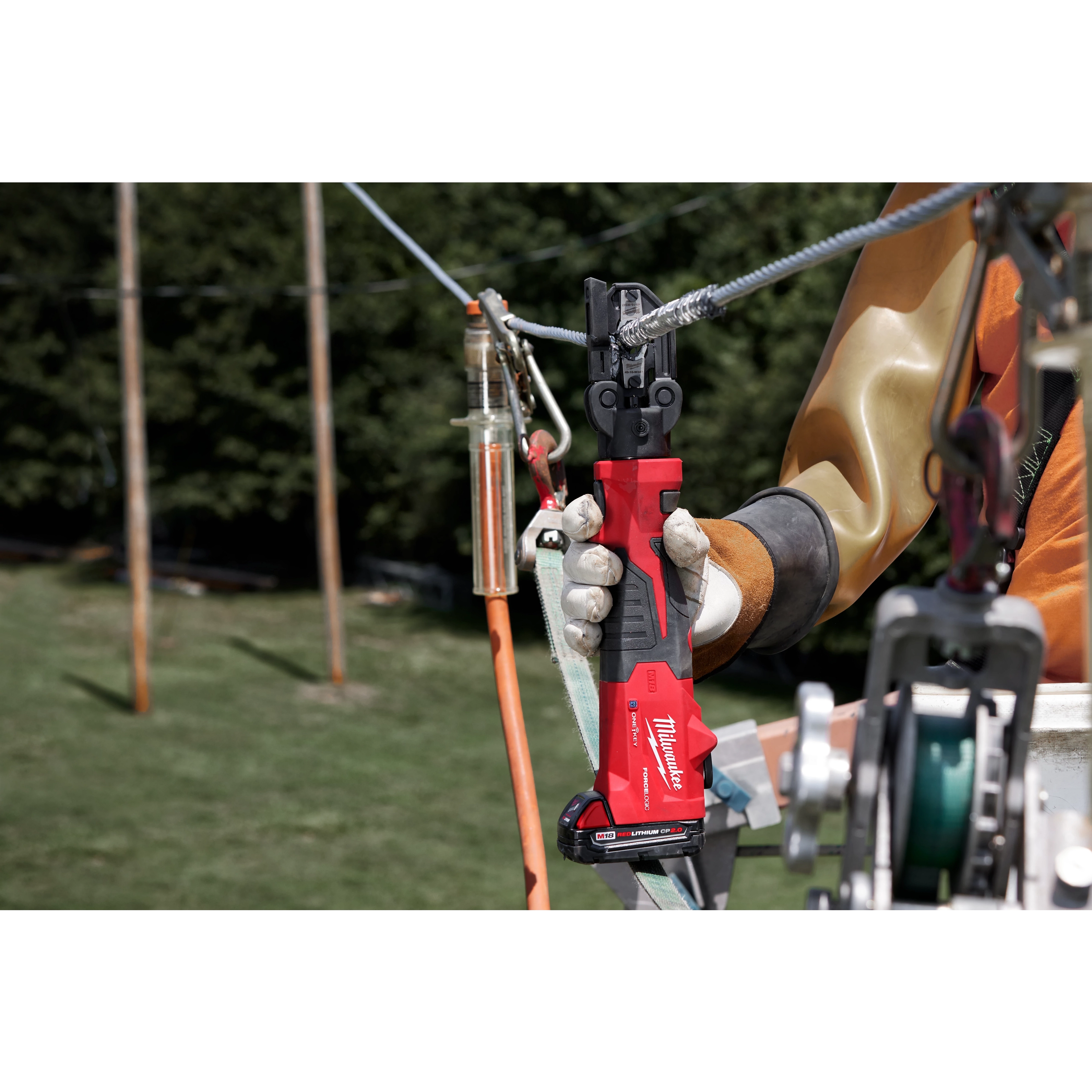 M18™ FORCE LOGIC™ 6T Latched Linear Utility Crimper