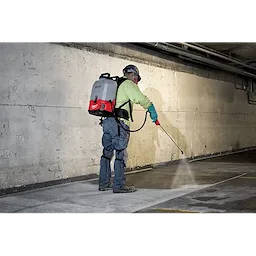 2820-21CS - M18™ SWITCH TANK™ 4-Gallon Backpack Concrete Sprayer
