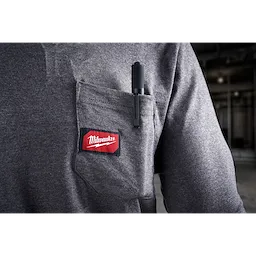 MILWAUKEE® RECHARGEABLE 250L PENLIGHT W/ LASER​