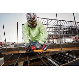 2883, 2883-20, 2883-22 - M18 FUEL™ 4-1/2" / 5" Braking Grinder with ONE-KEY(tm), Slide Switch Lock-On