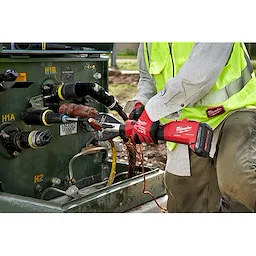 2978 - M18™ FORCE LOGIC™ 6T Linear Utility Crimper